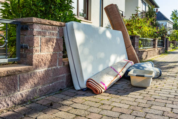 Best Yard Cleanup Services  in Mansfield Center, CT